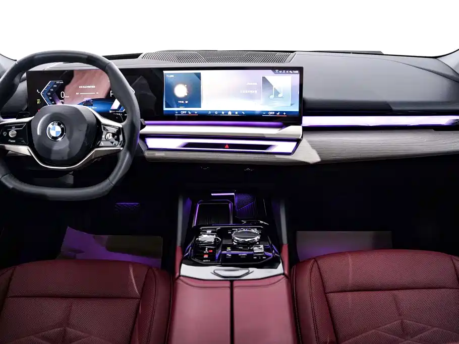 BMW 5 Series — миниатюра 13