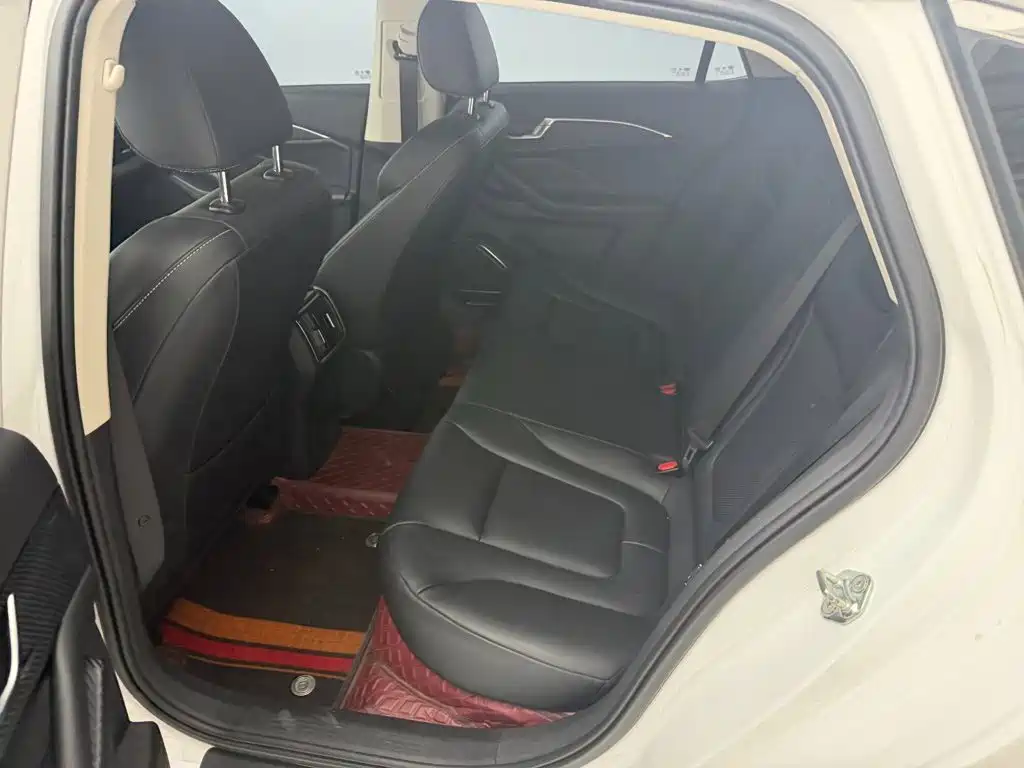 Bestune B70 — миниатюра 6