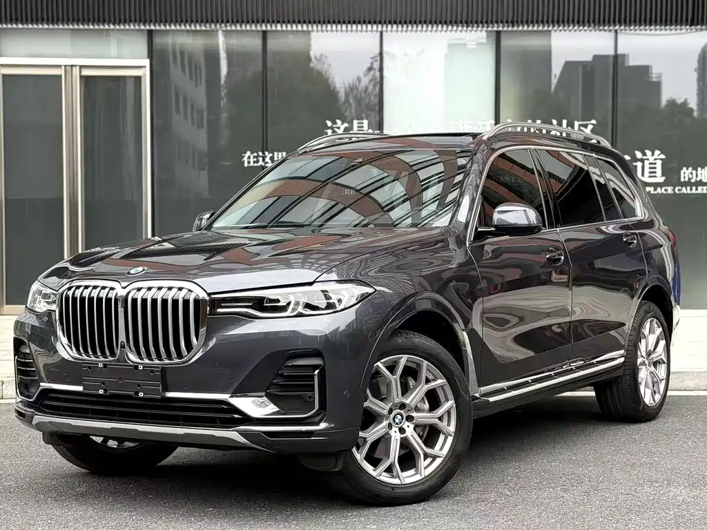BMW X7 2022