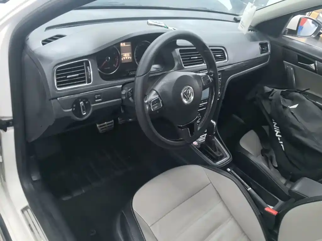 Volkswagen Cross Lavida — миниатюра 10