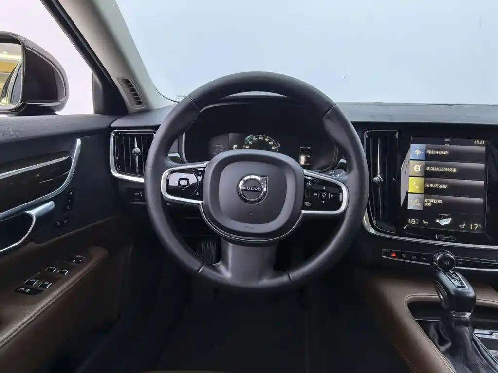 Volvo S90 — миниатюра 12