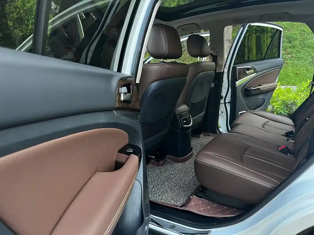 BYD Tang New Energy — миниатюра 9