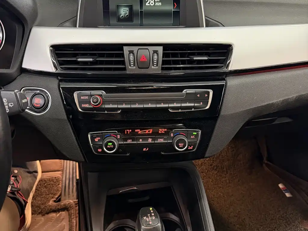 BMW X1 — миниатюра 8