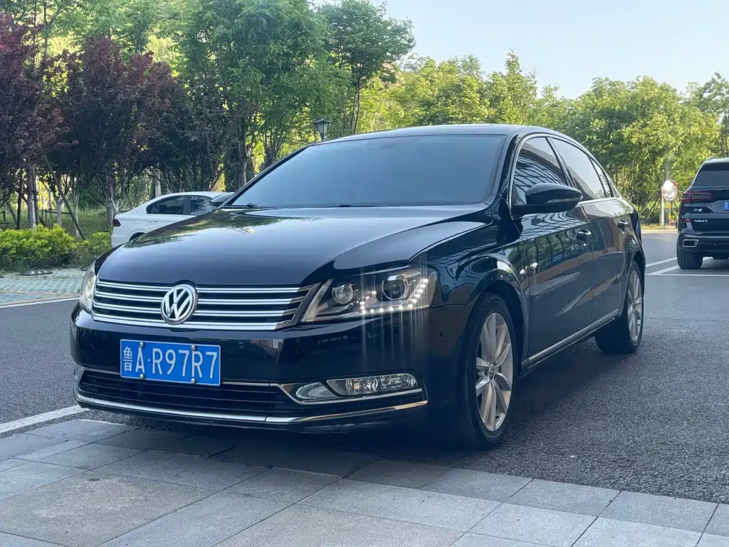 Volkswagen Magotan 2013