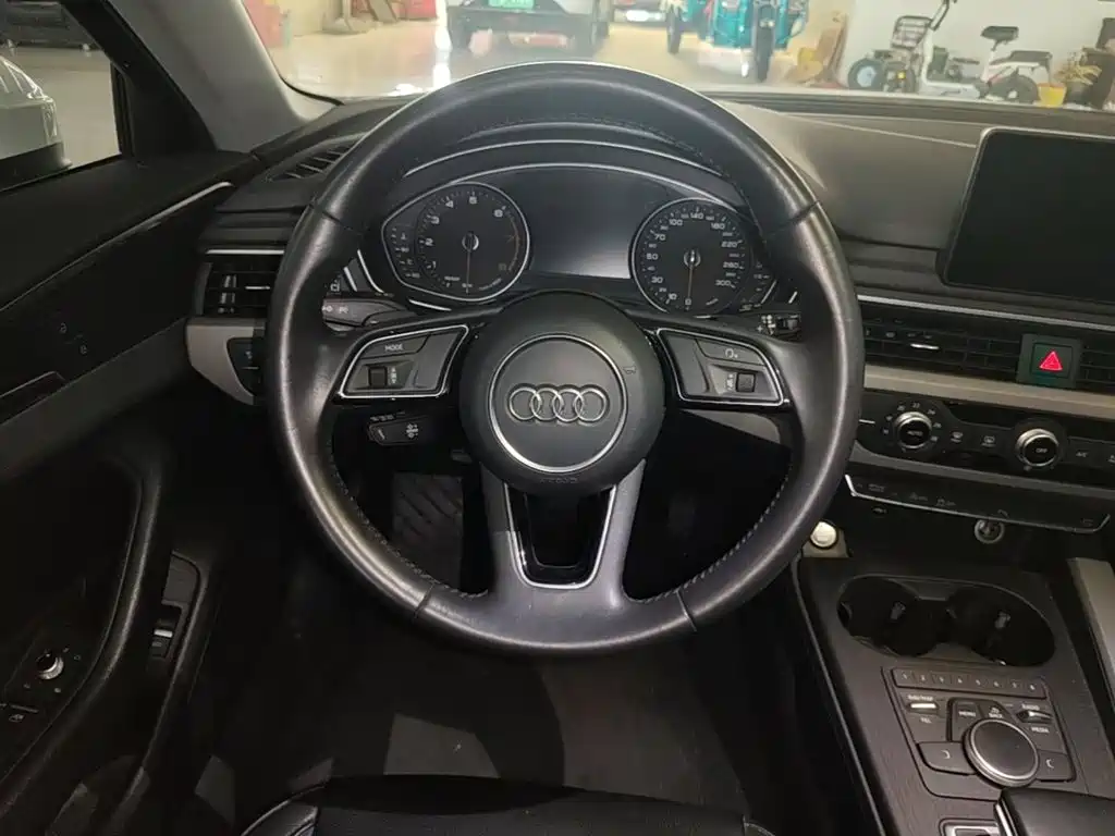Audi A4L — миниатюра 11