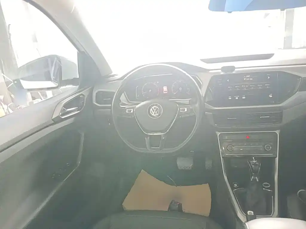 Volkswagen T-Cross — миниатюра 11