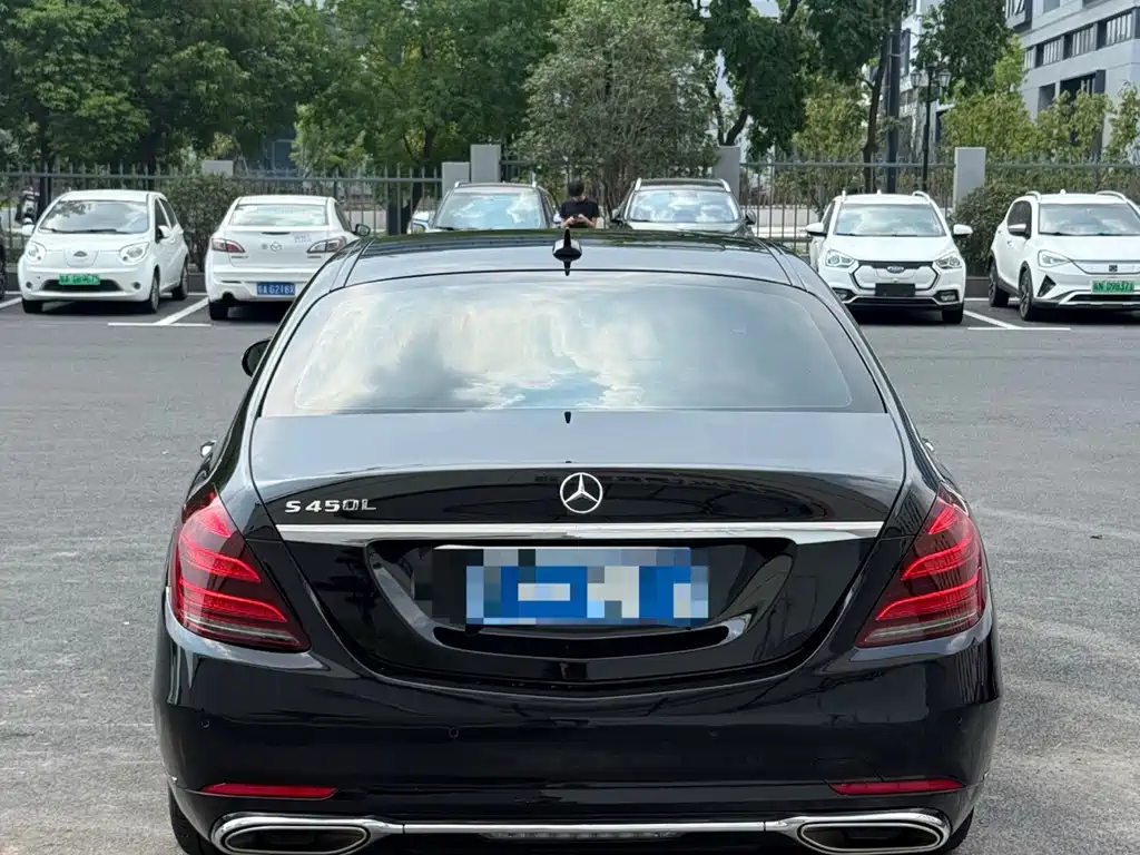 Mercedes-Benz S-Class — миниатюра 8