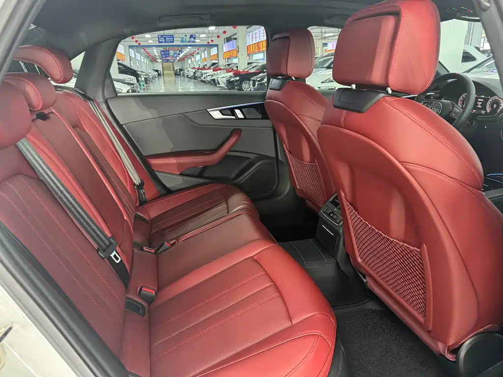 Audi A4L 2025 200 Enjoy 40 TFSI Luxury