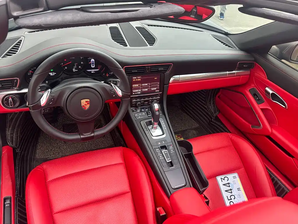 Porsche 911 2014 Targa 4 3.4L