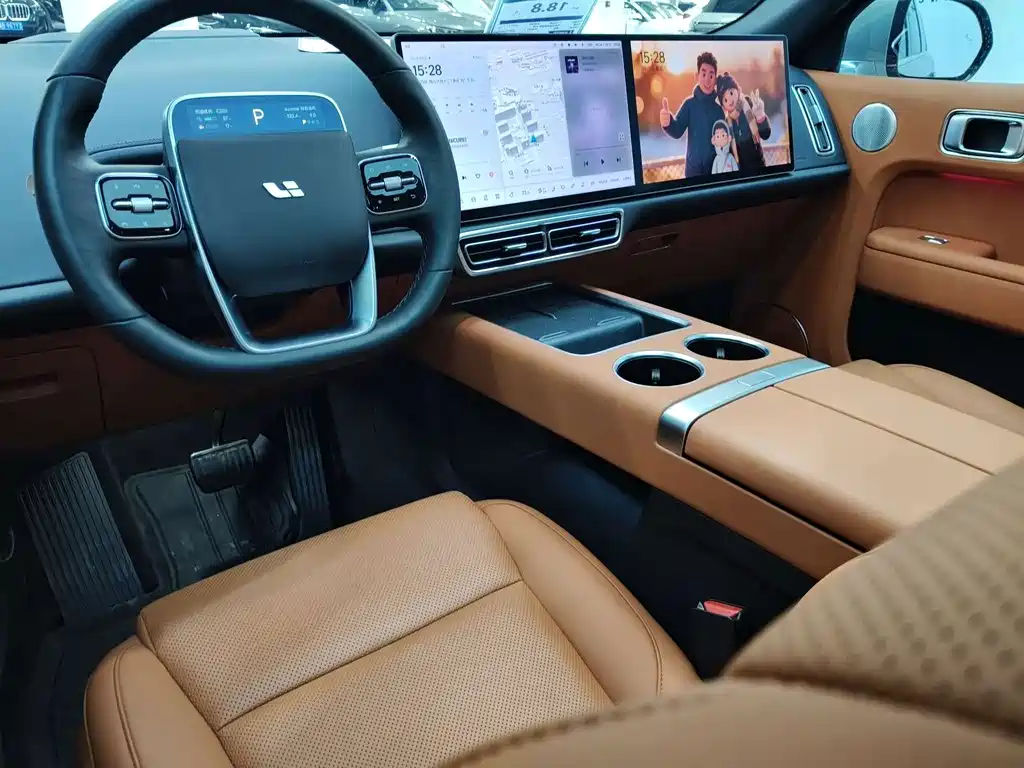 Li Auto Li L8 — миниатюра 8