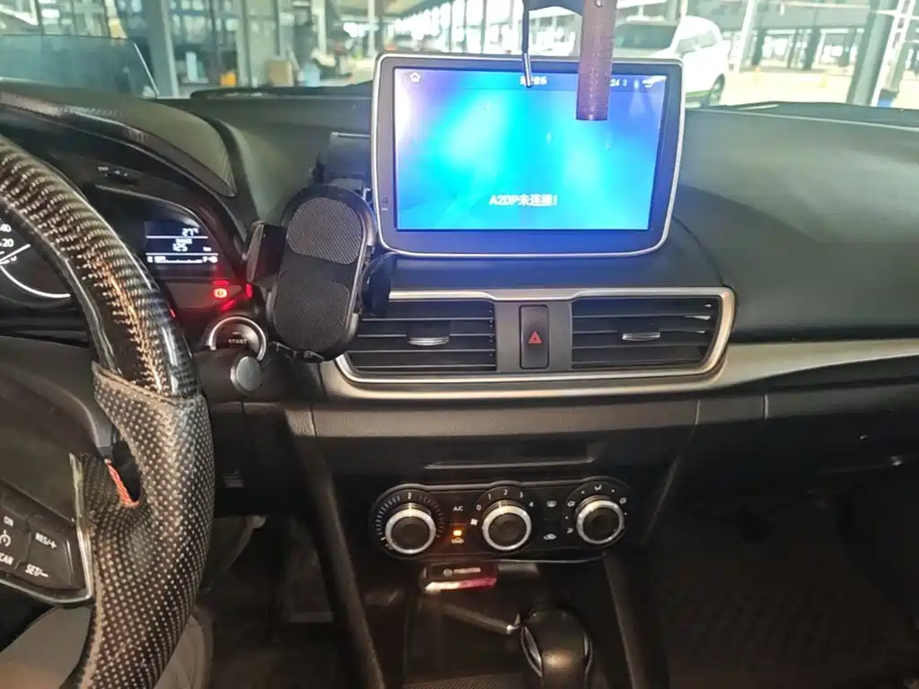 Mazda 3 Axela — миниатюра 13