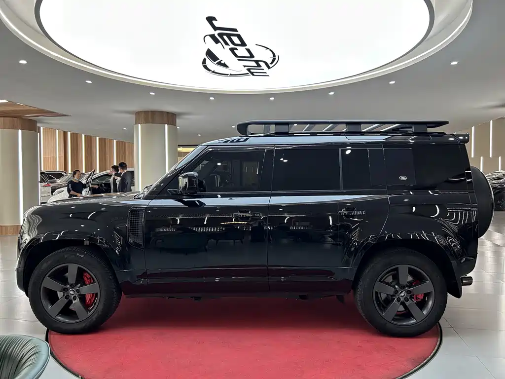 Land Rover Defender — миниатюра 8