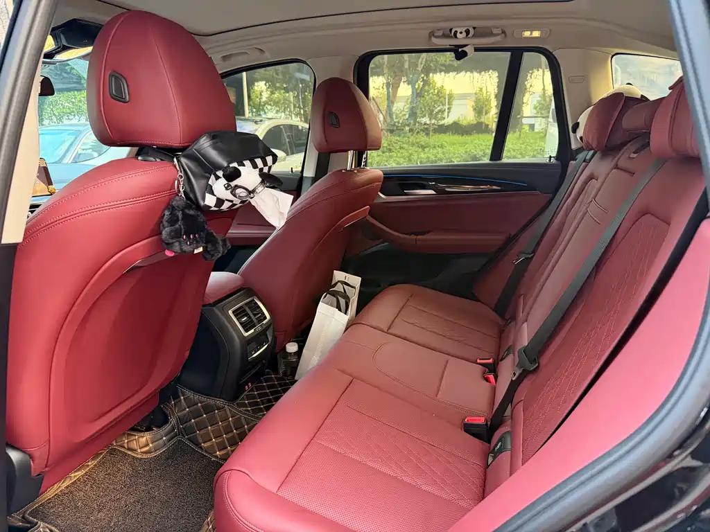 BMW iX3 — миниатюра 5