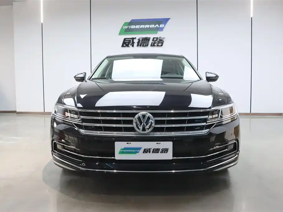 VOLKSWAGEN HUIANG
