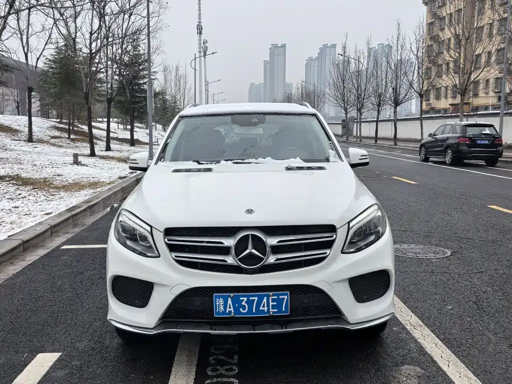 MERCEDES-BENZ GLE