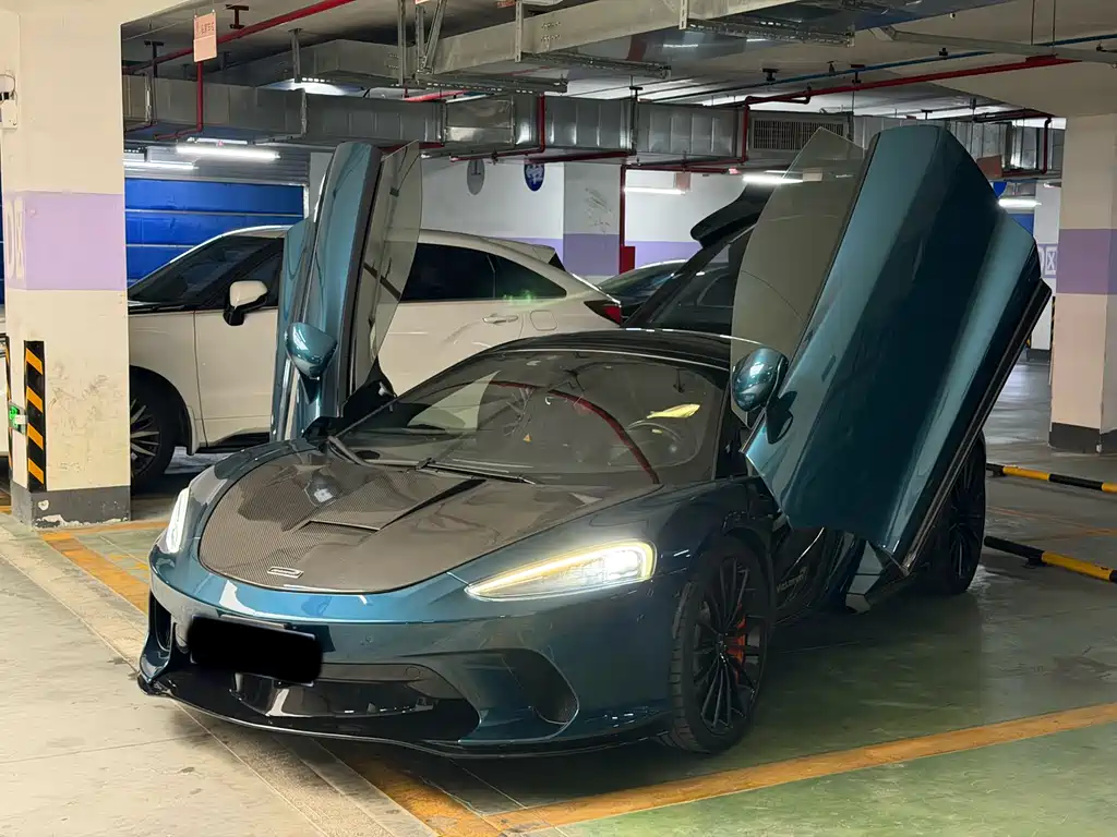 McLaren GT 2020