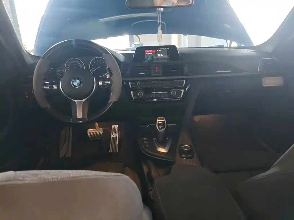 BMW 3 Series — миниатюра 10