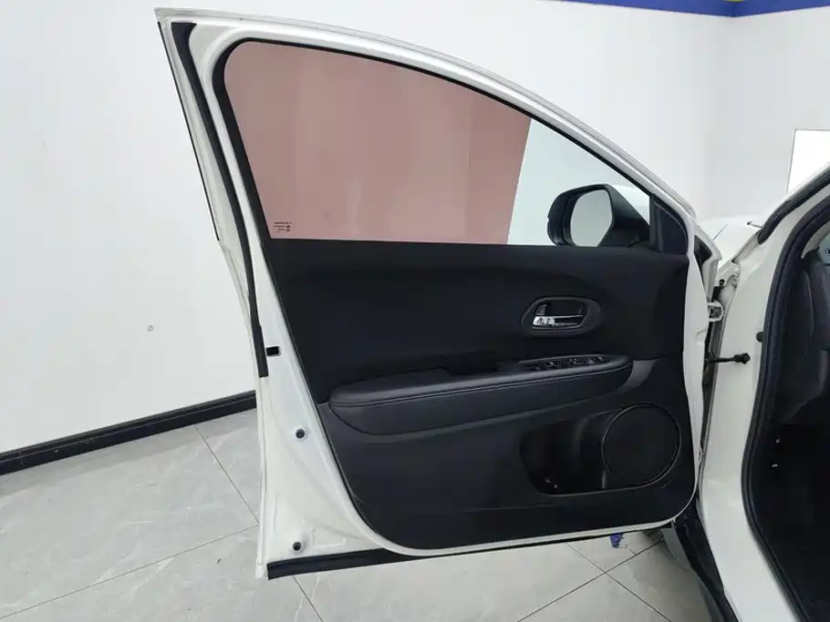 Honda Vezel — миниатюра 7
