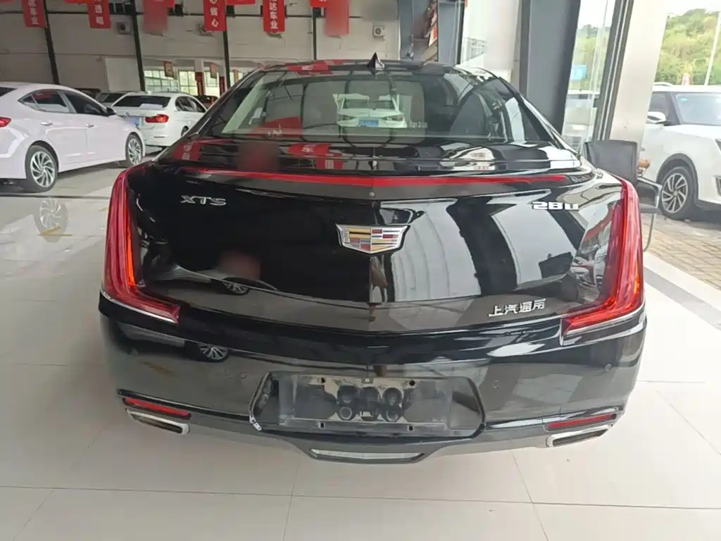 Cadillac XTS — миниатюра 6