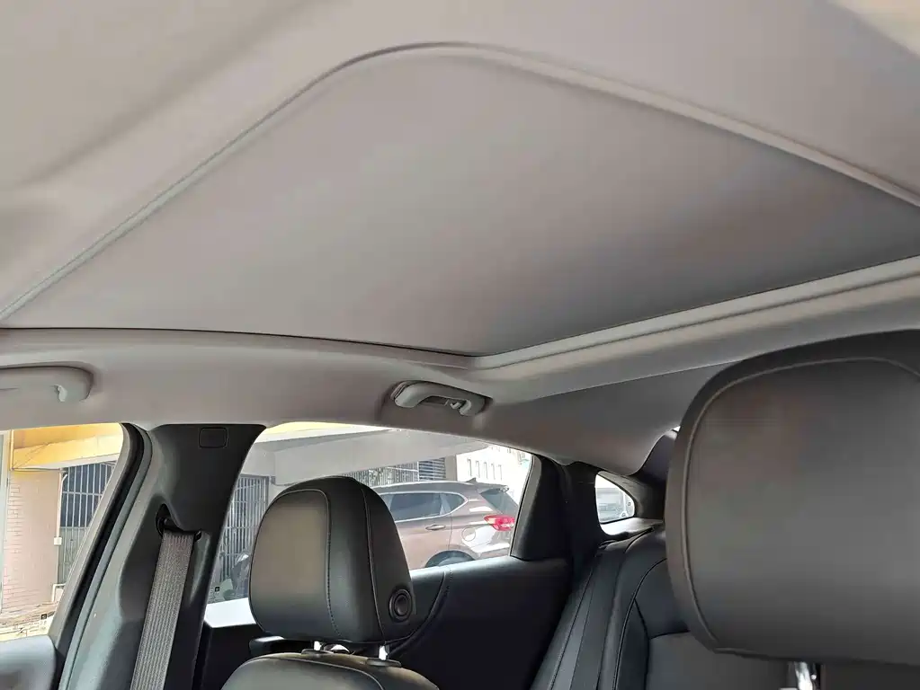 Chevrolet Malibu XL — миниатюра 9
