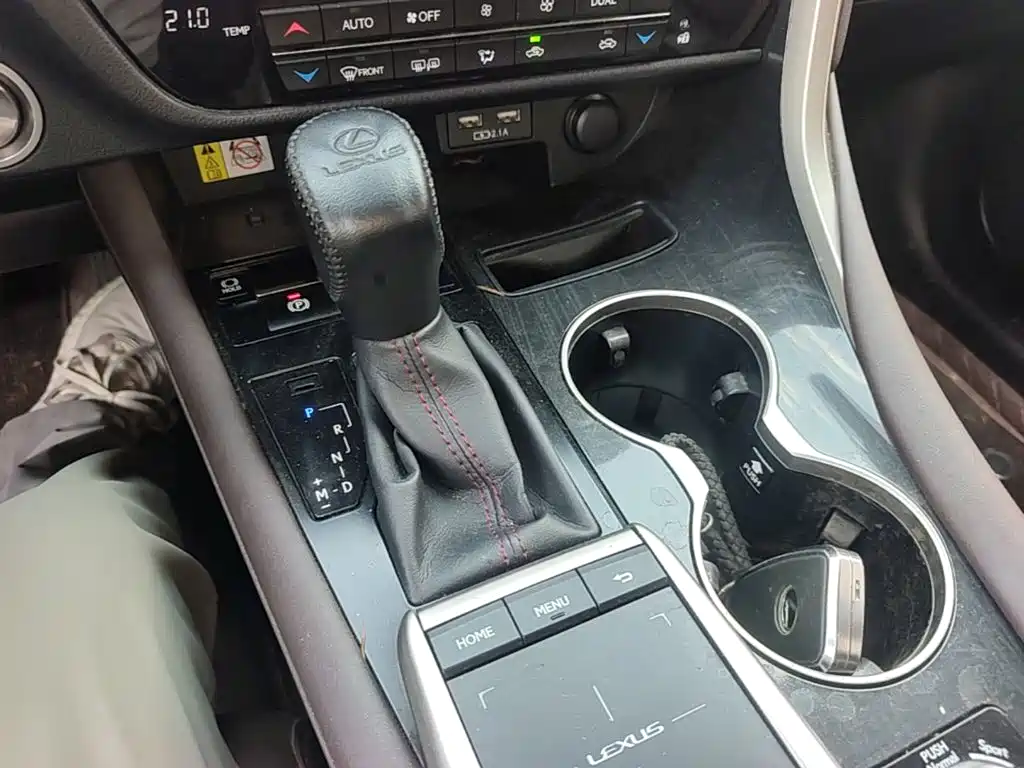 Lexus RX — миниатюра 19