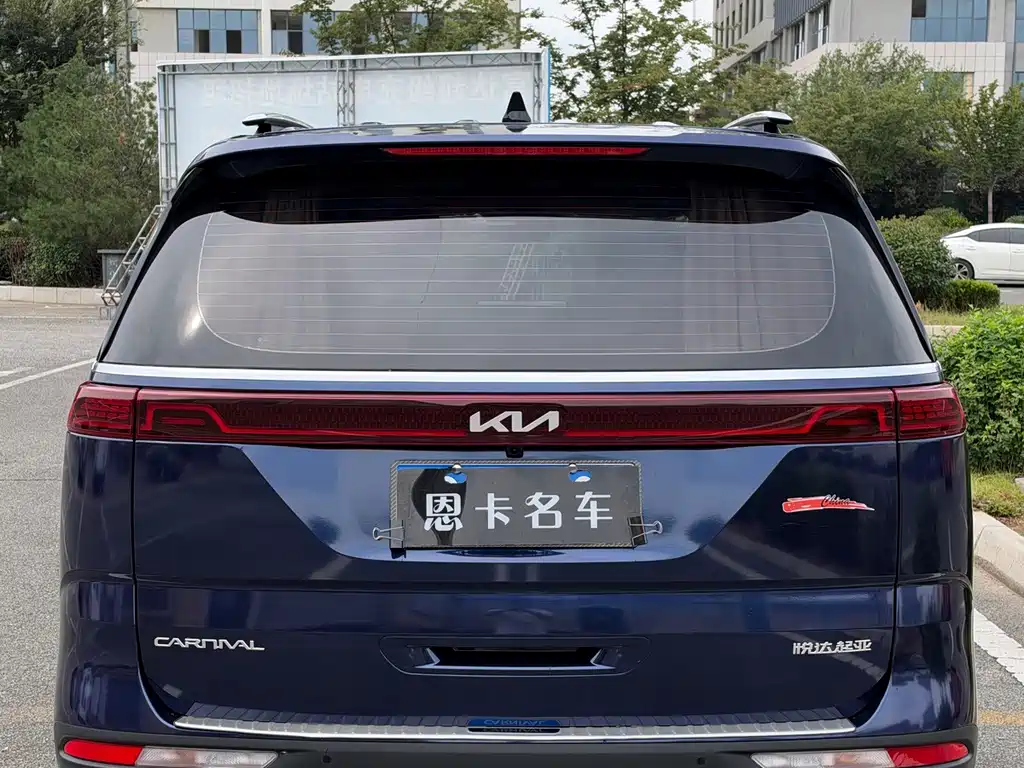 Kia Carnival — миниатюра 8