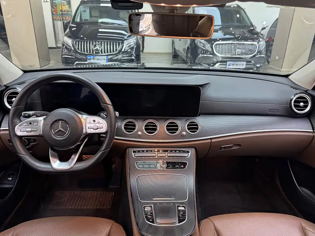Mercedes-Benz E-Class E 2019 E 300 L Sport Fashion