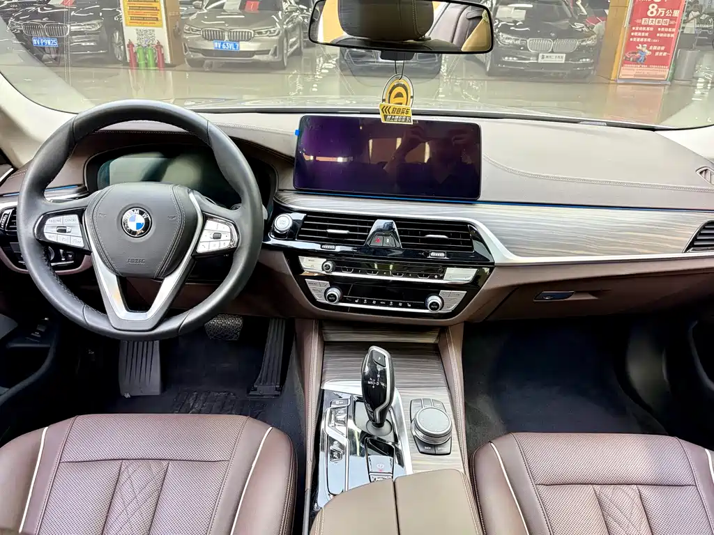 BMW 5 Series 5 2021 535Le Luxury