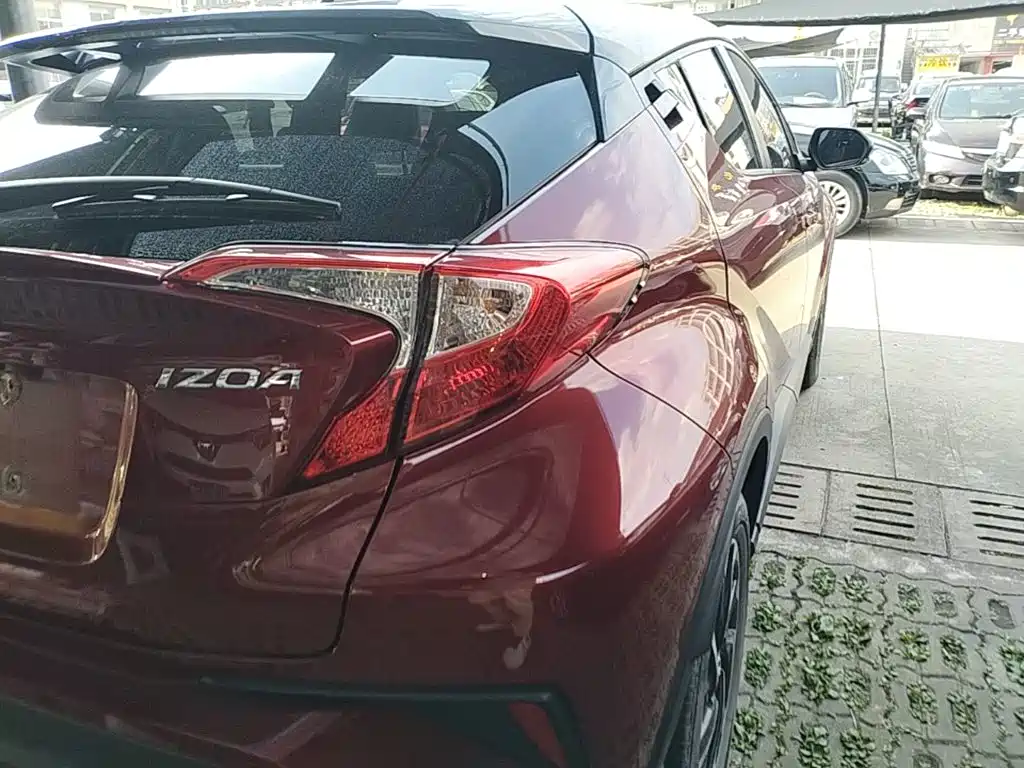 Toyota IZOA — миниатюра 8