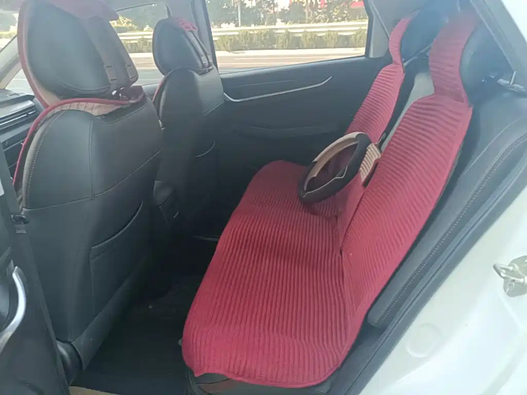 Geely Vision X3 — миниатюра 17