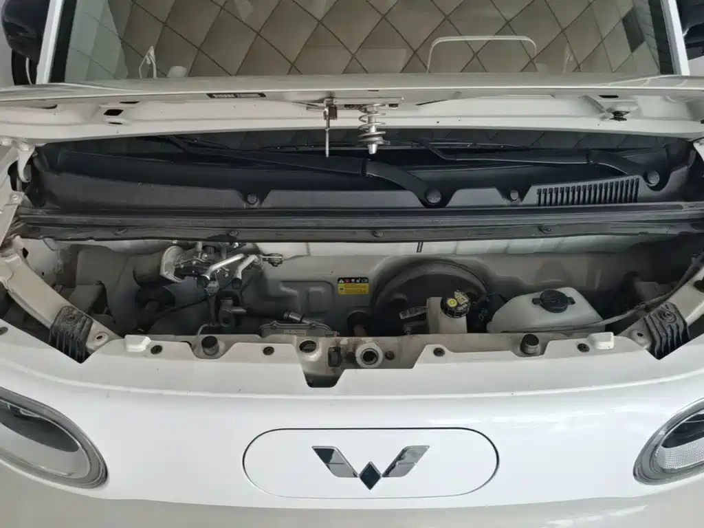 Wuling MINIEV — миниатюра 20