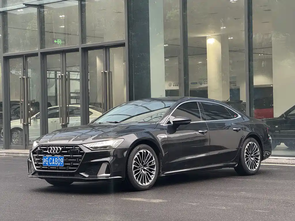 Купить Audi A7L