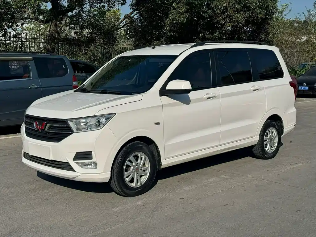 Wuling Hongguang 2022