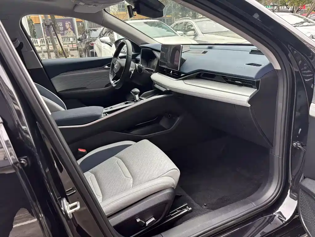 GEELY AUTOMOBILE XINGRUI