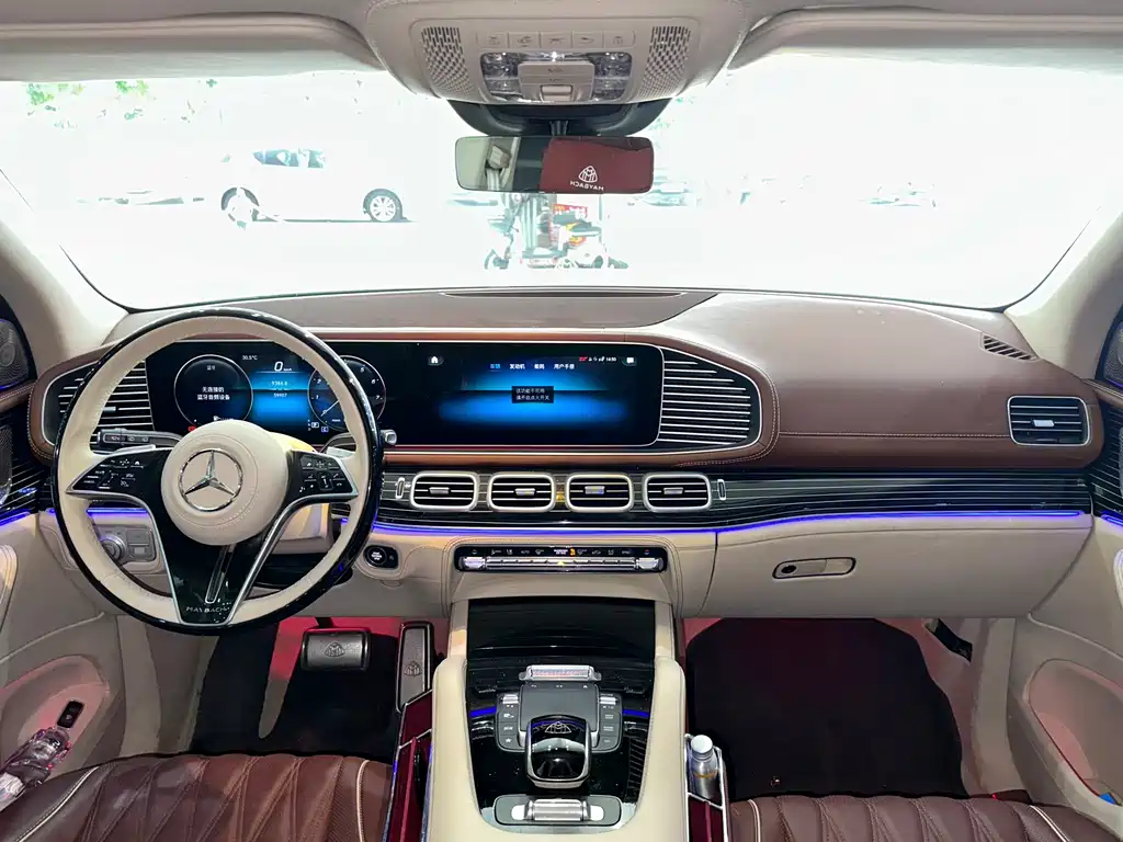 Mercedes-Benz GLS — миниатюра 10