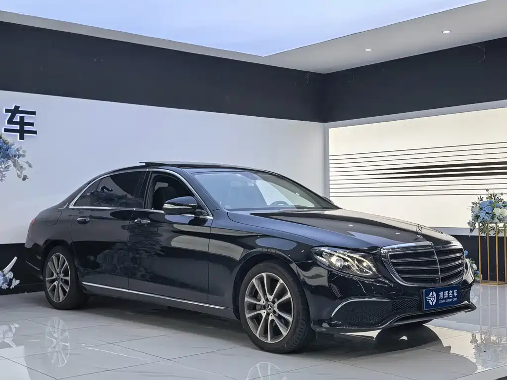 Mercedes-Benz E-Class — миниатюра 3