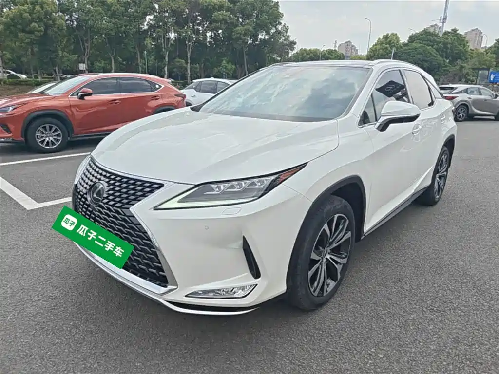 Lexus RX 2021
