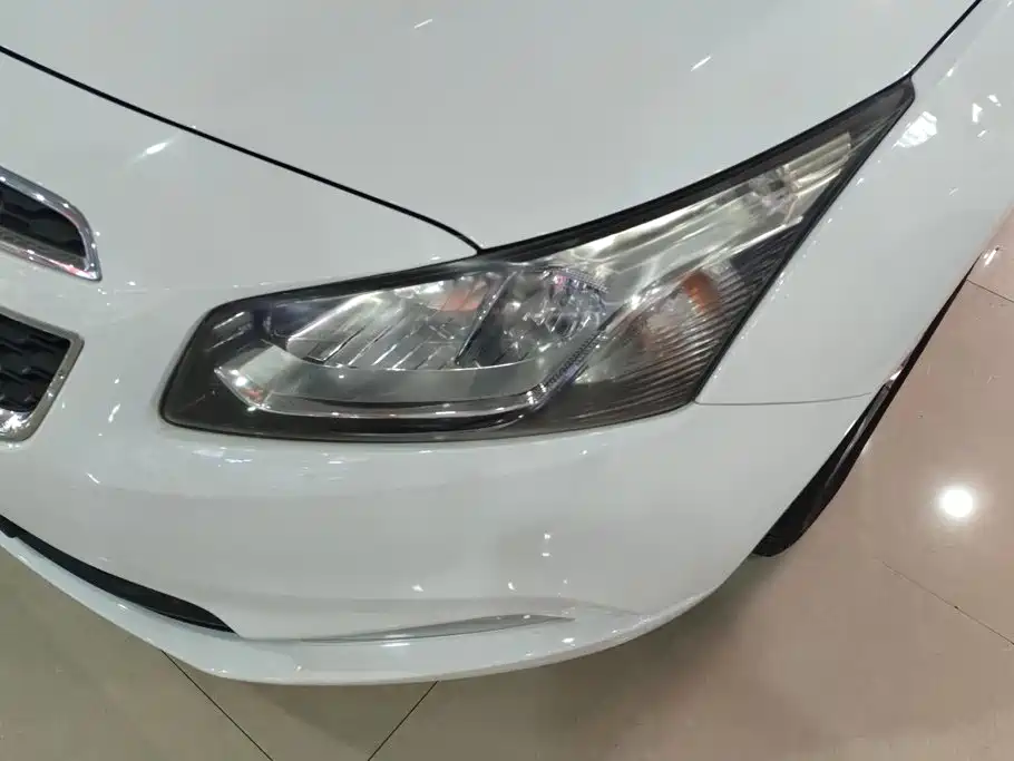 Chevrolet Cruze — миниатюра 5