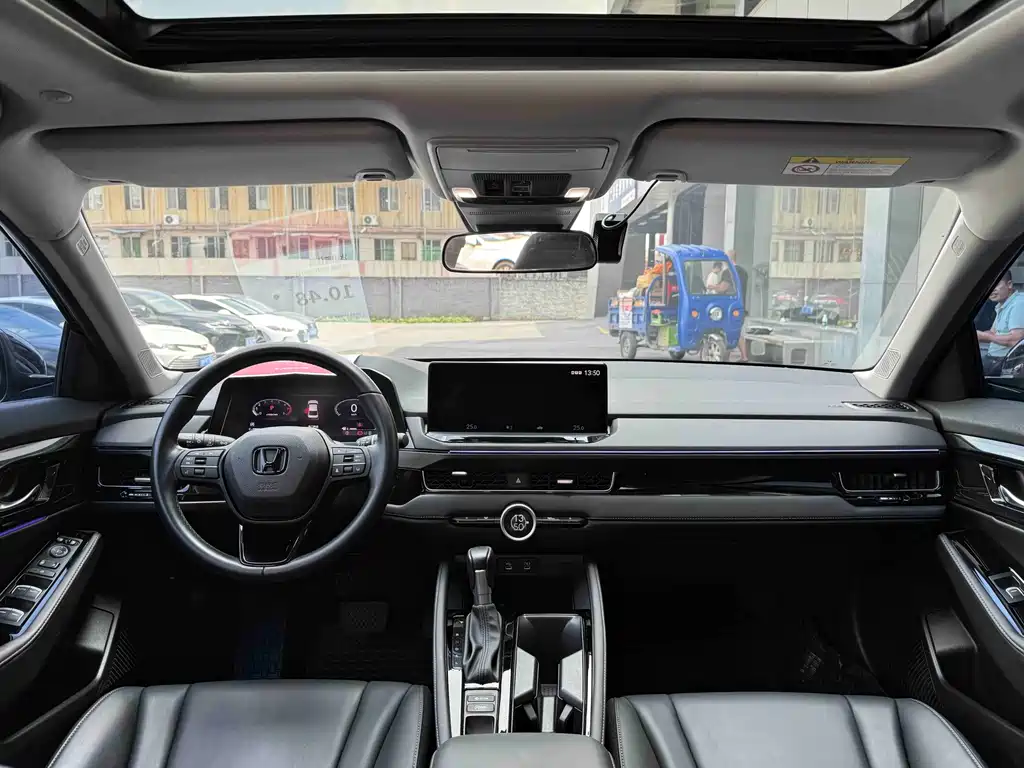 Honda Inspire — миниатюра 5