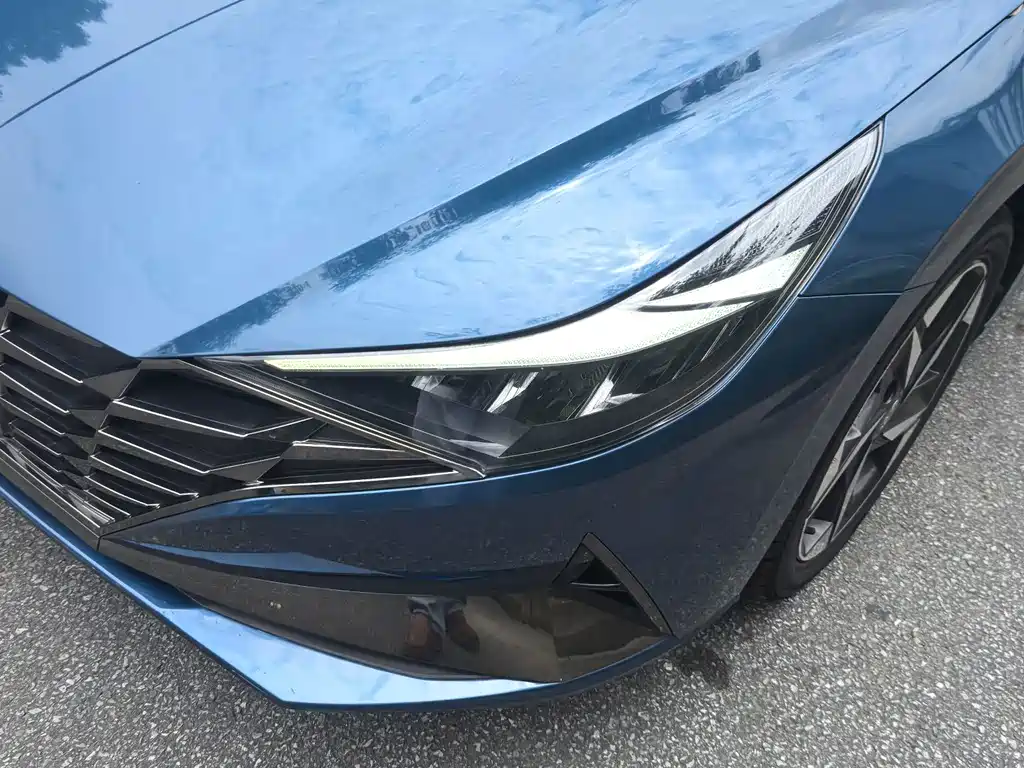 Hyundai Elantra — миниатюра 4