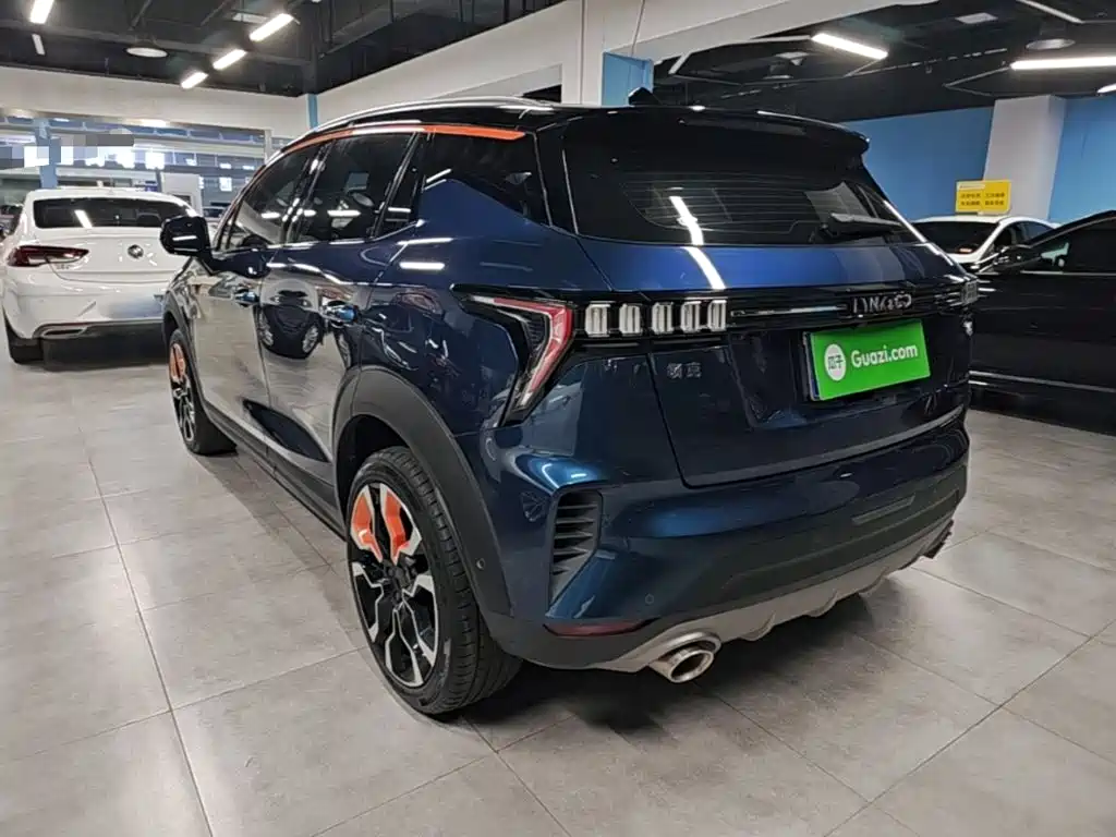 Lynk & Co 06 — миниатюра 5