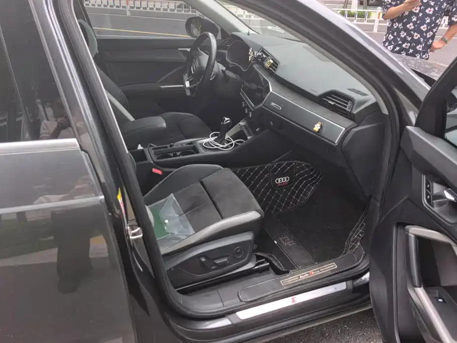 Audi Q3 — миниатюра 8