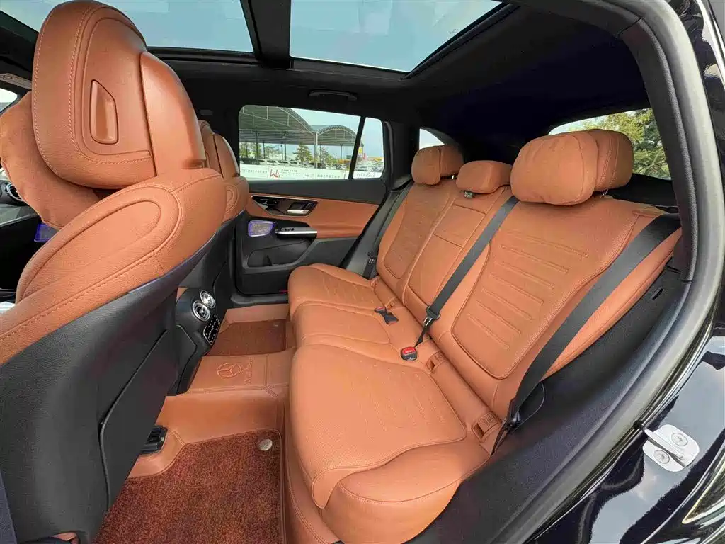 Mercedes-Benz GLC — миниатюра 9