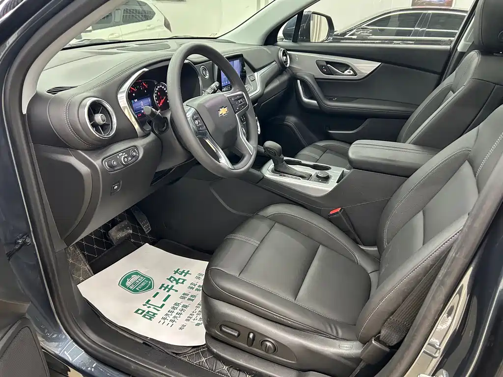 Chevrolet Blazer — миниатюра 8