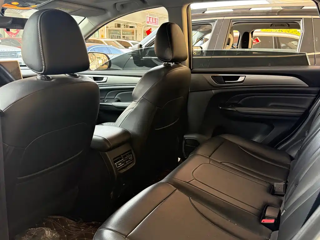 Haval M6 — миниатюра 3