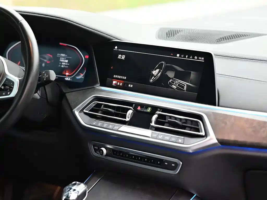 BMW X5 (Import) — миниатюра 8