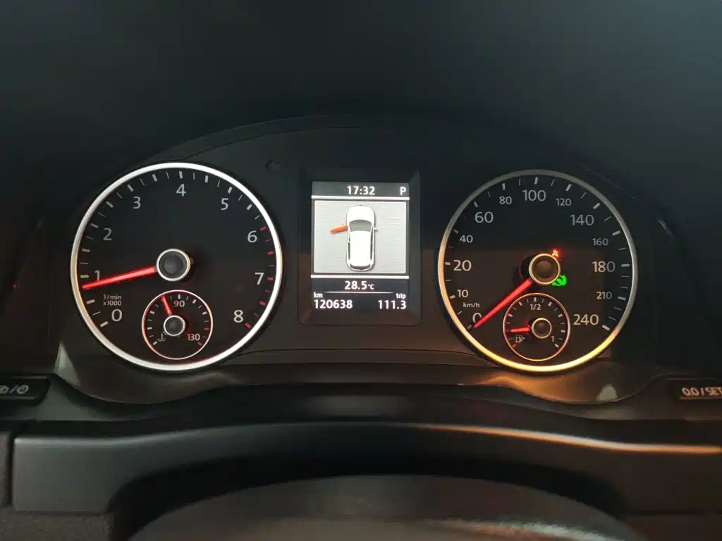 Volkswagen Tiguan — миниатюра 12
