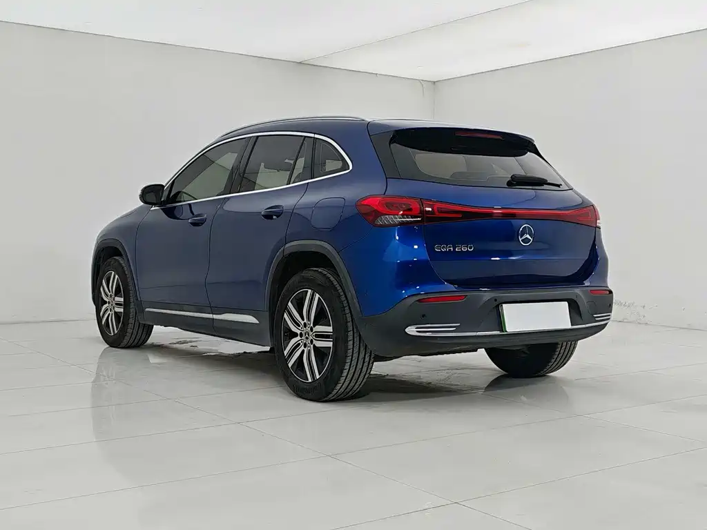 Mercedes-Benz EQA - фото 4