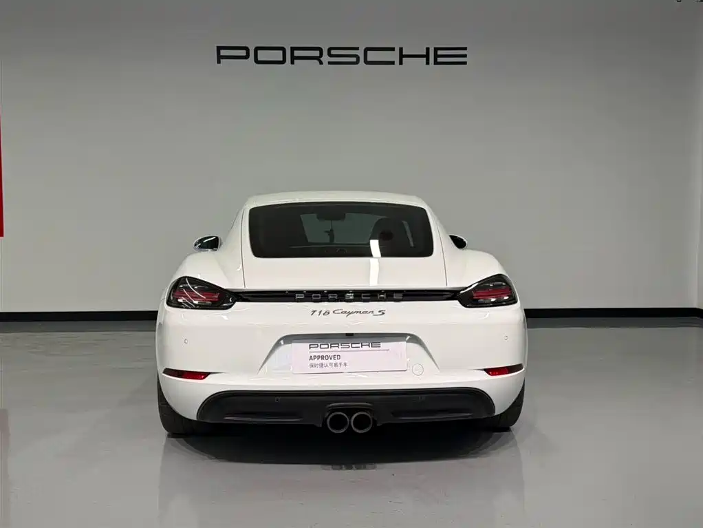PORSCHE 718