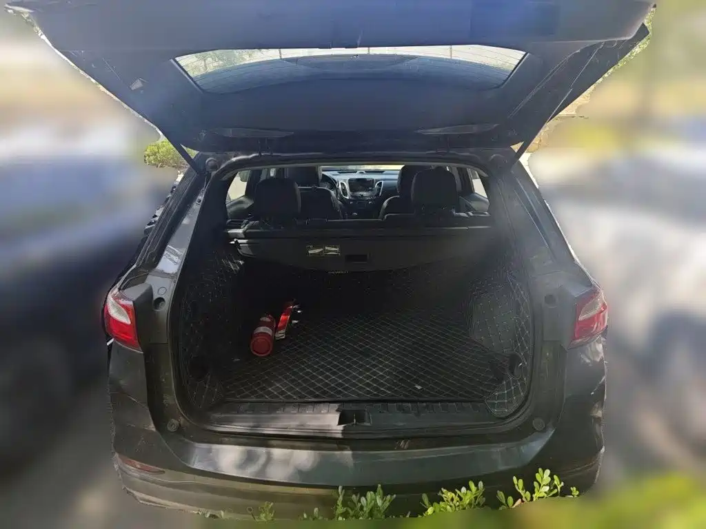 Chevrolet Equinox — миниатюра 20